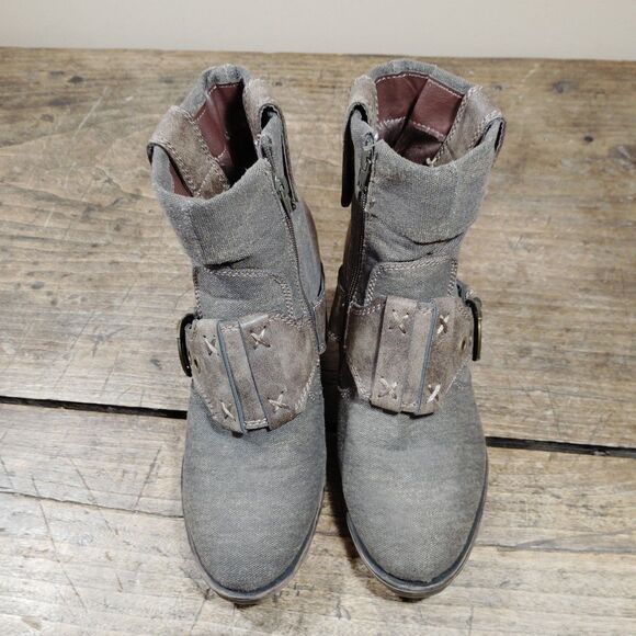 2 Lips Too Ankle Boots Sz 8 Combat Booties Buckle Side Zip - Picture 2 of 11